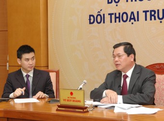 กระทรวงอุตสาหกรรมและพาณิชย์เวียดนามสนทนาออนไลน์กับประชาชน